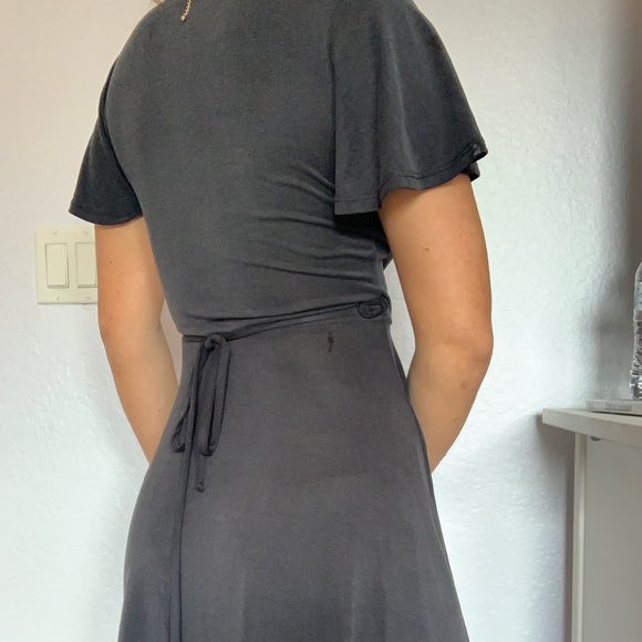 Lulu’s Wrap Dress - Picture 3 of 3